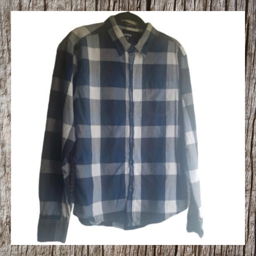 CARBON Blue Plaid Long Sleeve Button Shirt